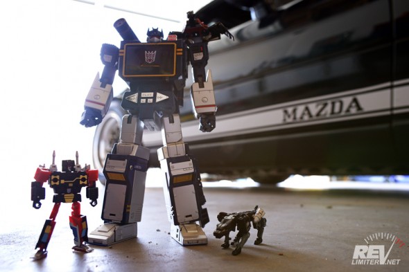 Soundwave and his wrecking crew. 