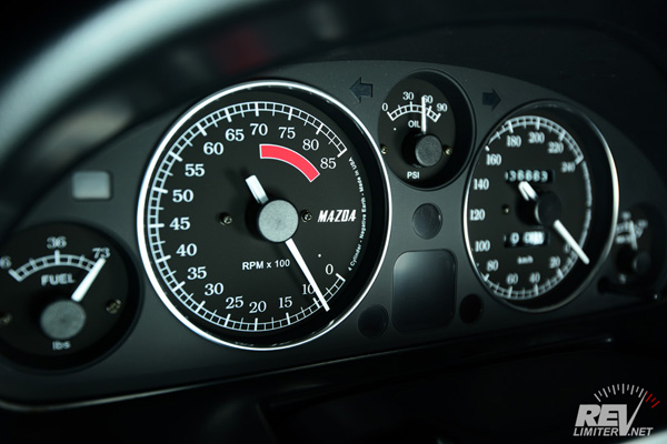 revlimiter Gauges - Model 34