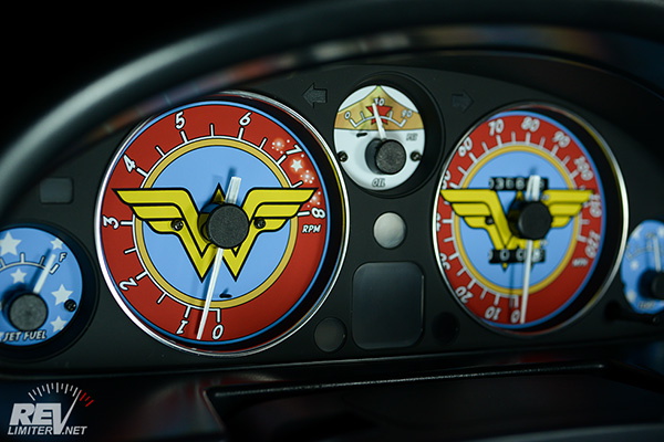 revlimiter Gauges - wonder woman