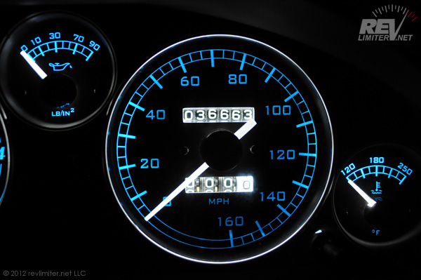 revlimiter Gauges - blue lighting