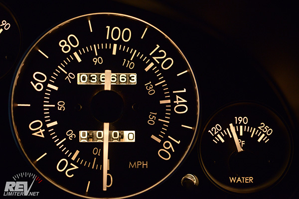 revlimiter Gauges - incandescent